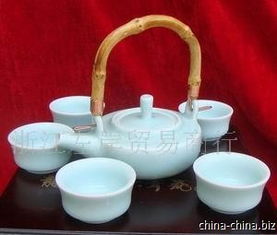 龙泉青瓷君子提梁茶具 传统工艺与现代生活的完美融合
